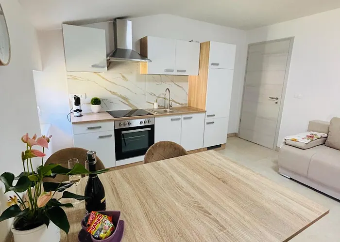 Aurora * أنكاران